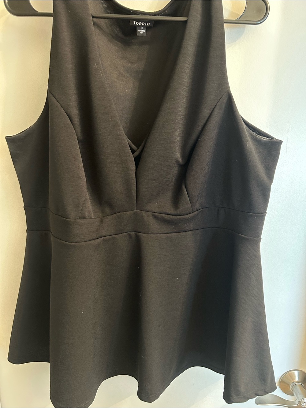 torrid Black V-Neck Peplum Tank Top